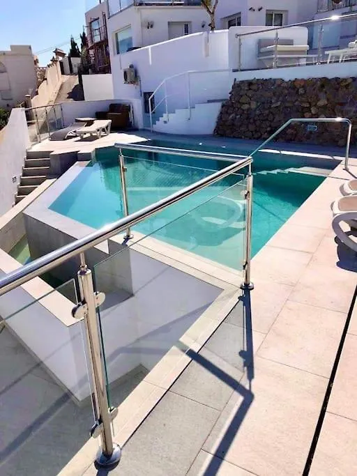 Modern Villa + Infinity Pool. Best Views In Nerja! 0*, Nerja